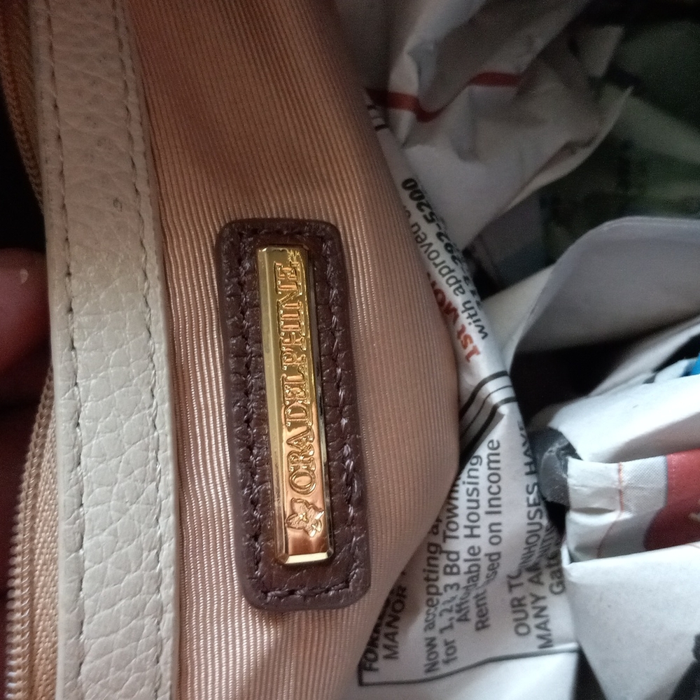 Like new beautiful cream color hand bag Ora delphine